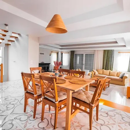 Aysimi Villa Kemer